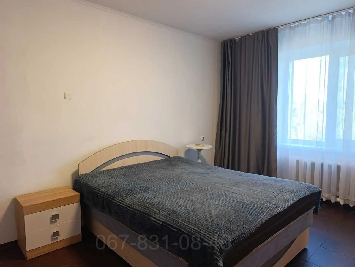 Фото Продаю 3-комнатную квартиру, 67 кв. м, Червоної Калини ул. (Ашхабадская)  Днепр, цена: 57000 USD, код 7649