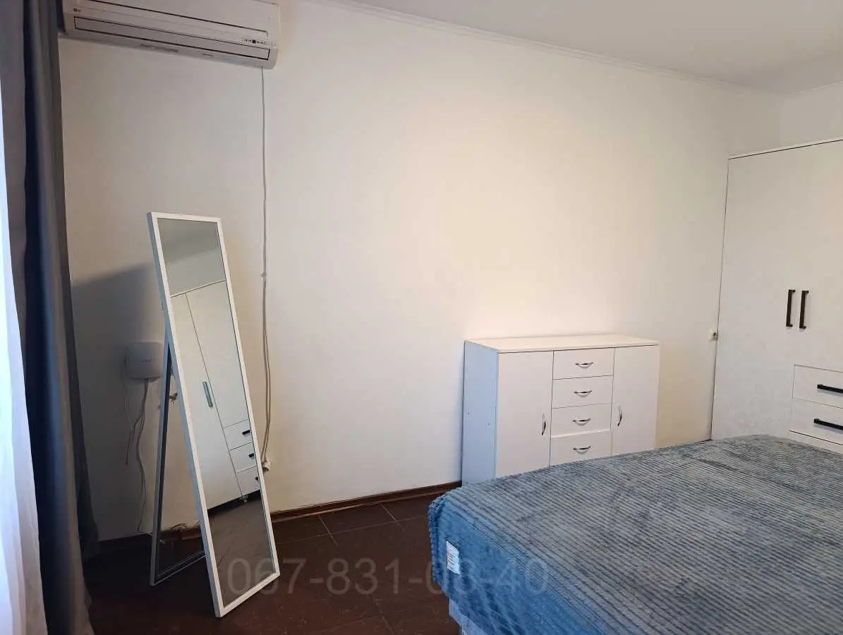 Фото Продаю 3-комнатную квартиру, 67 кв. м, Червоної Калини ул. (Ашхабадская)  Днепр, цена: 57000 USD, код 7649