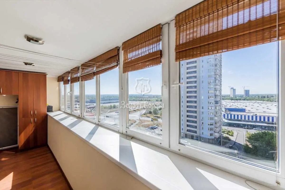 Фото Продаю 1-комнатную квартиру, 76 кв. м, Петра Григоренко просп. 38 Киев, цена: 114000 USD, код 7650