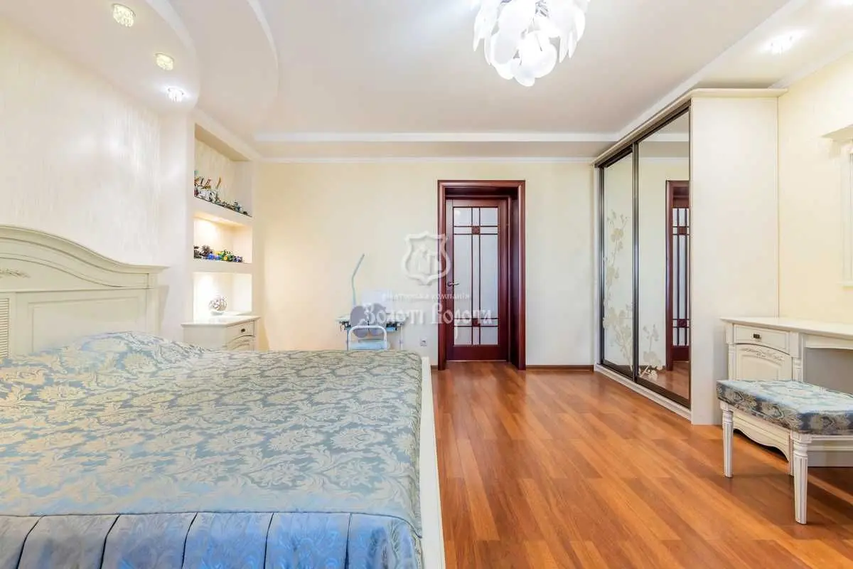 Фото Продаю 1-комнатную квартиру, 76 кв. м, Петра Григоренко просп. 38 Киев, цена: 114000 USD, код 7650