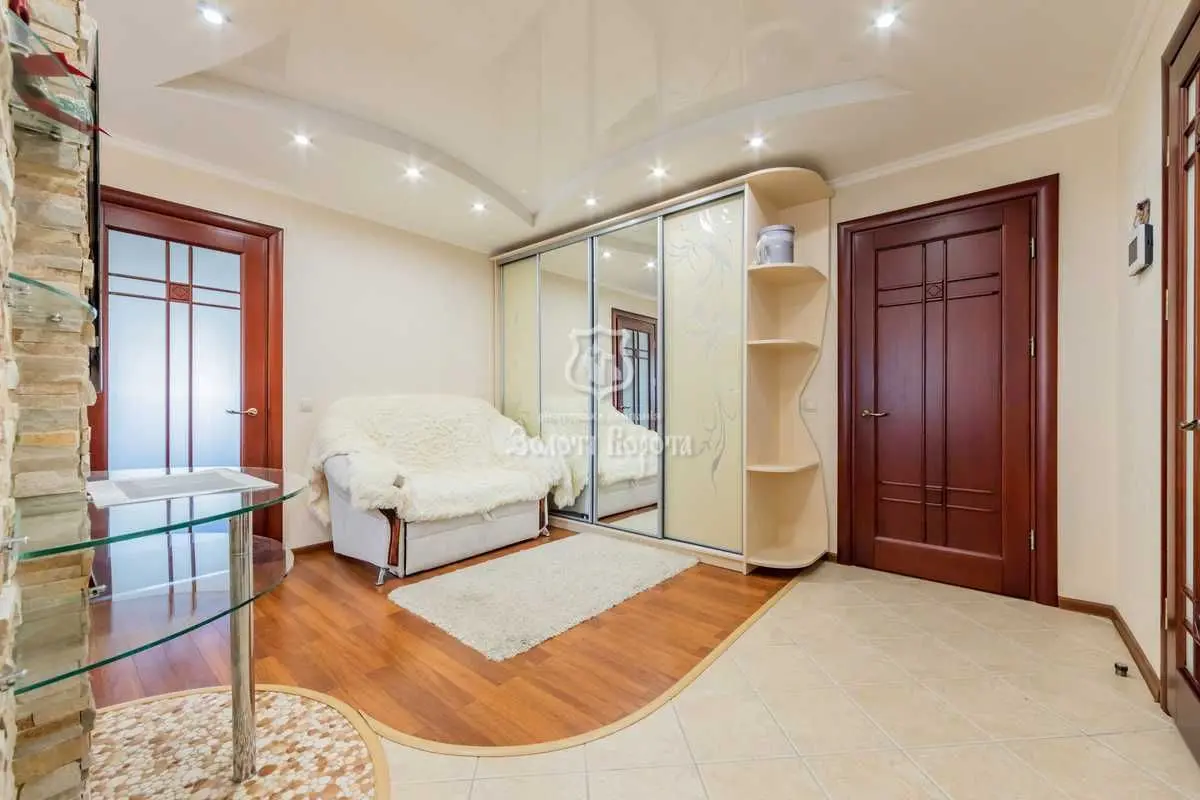 Фото Продаю 1-комнатную квартиру, 76 кв. м, Петра Григоренко просп. 38 Киев, цена: 114000 USD, код 7650