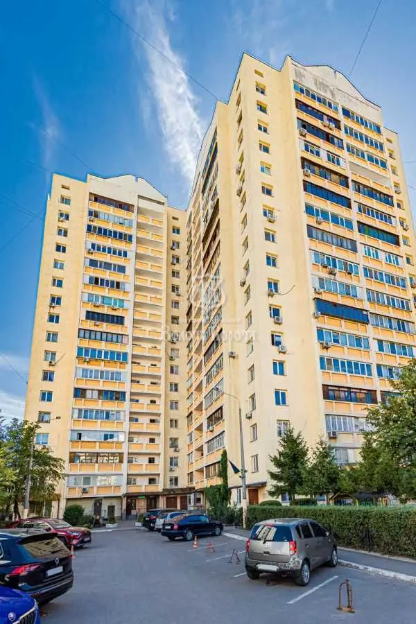 Фото Продаю 1-комнатную квартиру, 76 кв. м, Петра Григоренко просп. 38 Киев, цена: 114000 USD, код 7650