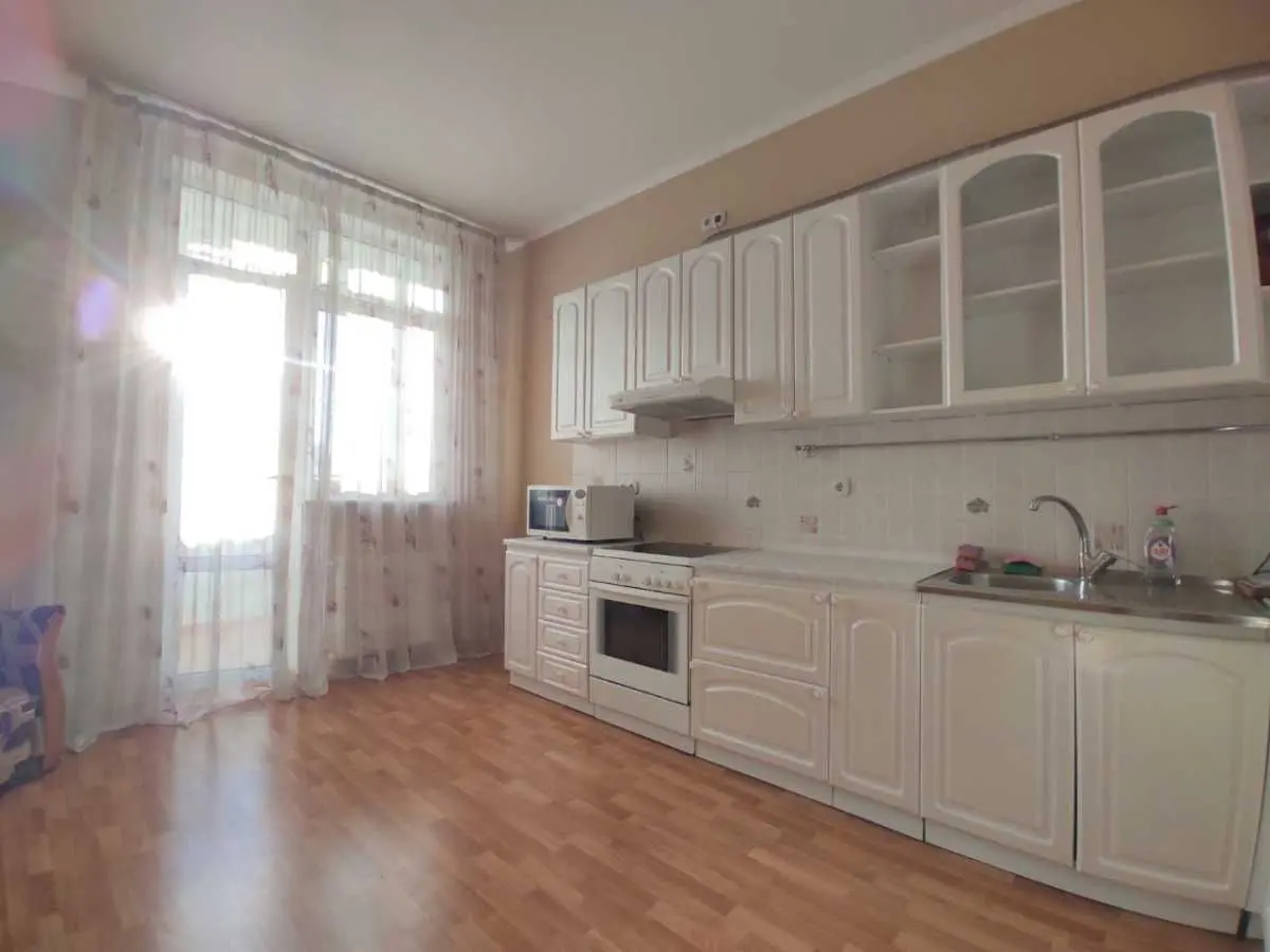 Фото Продаю 1-комнатную квартиру, 52 кв. м, Иорданская ул. (Лайоша Гавро)  Киев, цена: 120000 USD, код 7651
