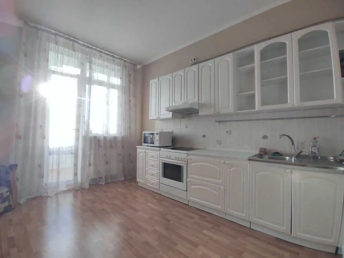 Фото Продаю 1-комнатную квартиру, 52 кв. м, Иорданская ул. (Лайоша Гавро)  Киев, цена: 120000 USD, код 7651