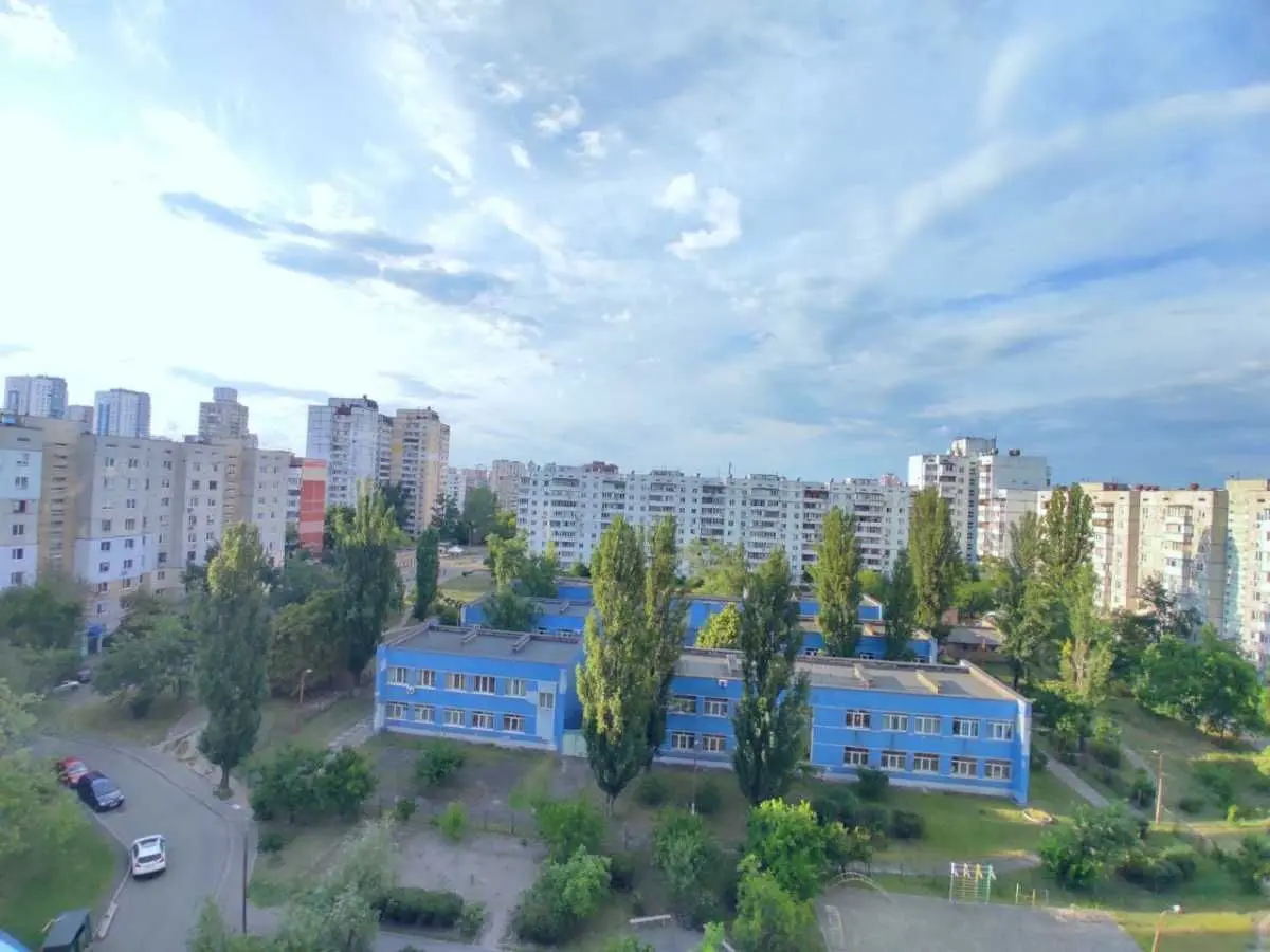 Фото Продаю 1-комнатную квартиру, 52 кв. м, Иорданская ул. (Лайоша Гавро)  Киев, цена: 120000 USD, код 7651