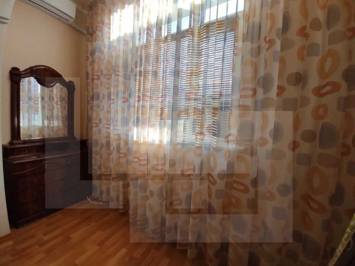 Фото Продаю 1-комнатную квартиру, 52 кв. м, Иорданская ул. (Лайоша Гавро)  Киев, цена: 120000 USD, код 7651
