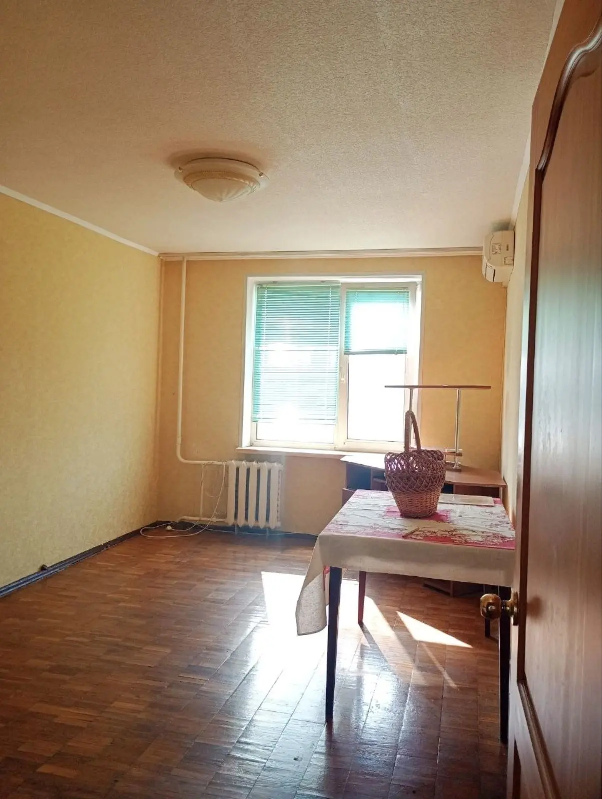 Фото Продаю 3-комнатную квартиру, 72 кв. м, Березняковская ул. 30 Киев, цена: 72000 $, код 7460