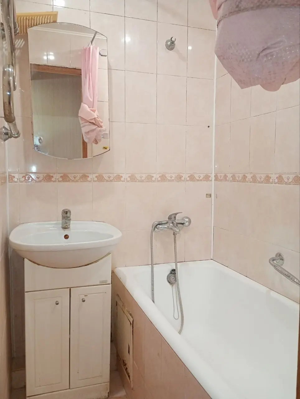 Фото Продаю 3-комнатную квартиру, 72 кв. м, Березняковская ул. 30 Киев, цена: 72000 $, код 7460