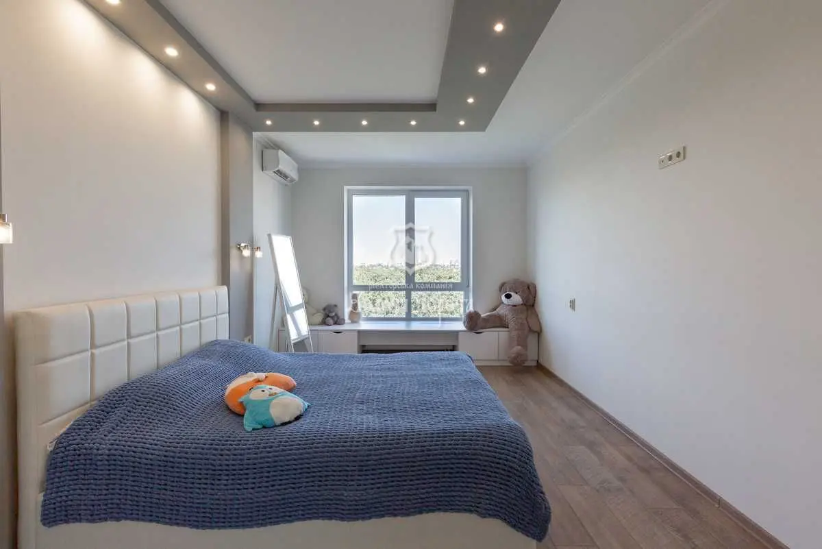 Фото Продаю 2 кімнатну квартиру, 71 кв. м, Шалімова Академіка вул. 69б Софіївська Борщагівка, ціна: 135000 USD, код 7654