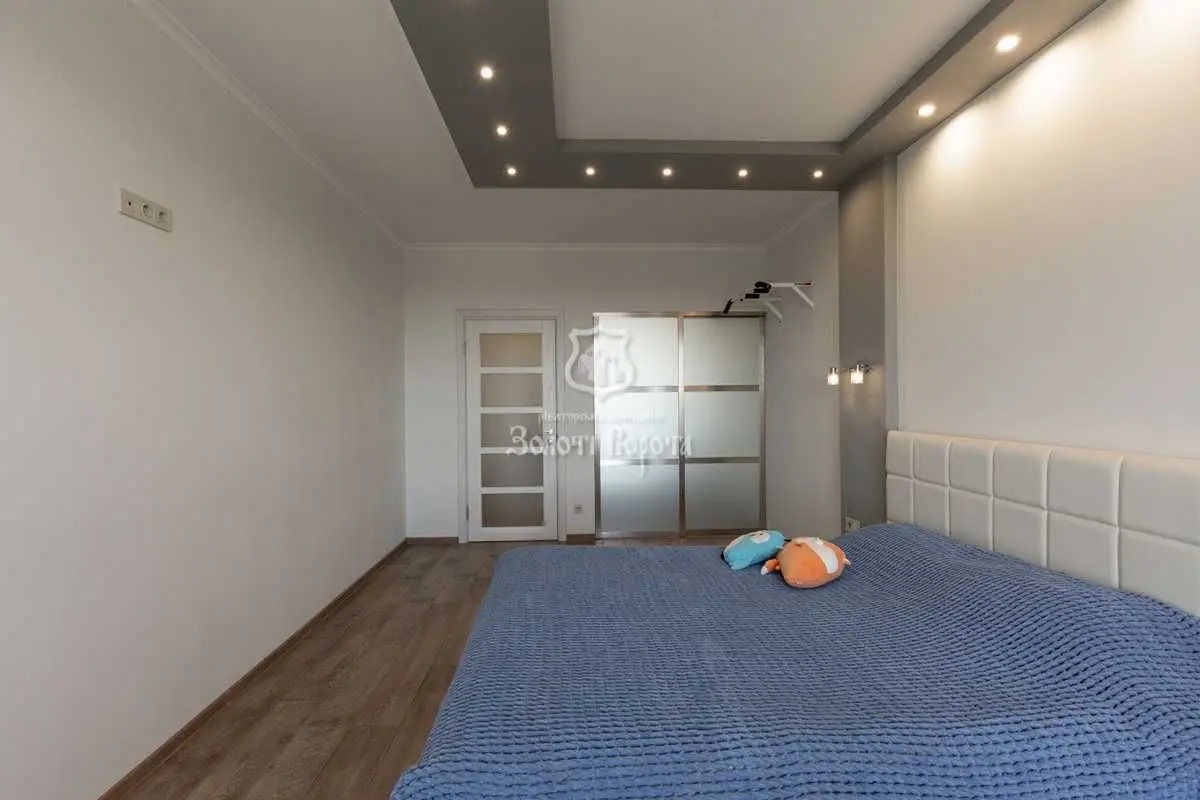 Фото Продаю 2 кімнатну квартиру, 71 кв. м, Шалімова Академіка вул. 69б Софіївська Борщагівка, ціна: 135000 USD, код 7654