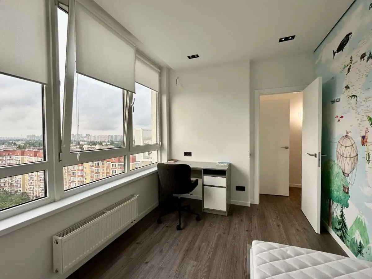 Фото Rent a 3-room apartment, Salyutnyi proyizd (Saliutnyi Lane)  Kyiv for long-term rent, price: 1150 USD, code 7655