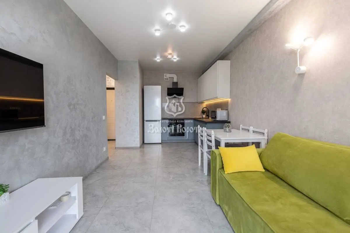 Фото Продаю 1 кімнатну квартиру, 41.1 кв. м, Михайла Максимовича вул. (Онуфрія Трутенка)  Київ, ціна: 78000 USD, код 7656