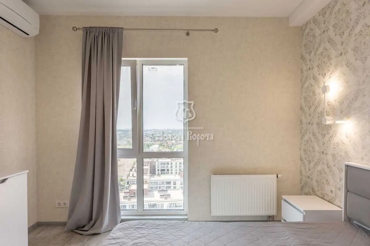 Фото Продаю 1 кімнатну квартиру, 41.1 кв. м, Михайла Максимовича вул. (Онуфрія Трутенка)  Київ, ціна: 78000 USD, код 7656