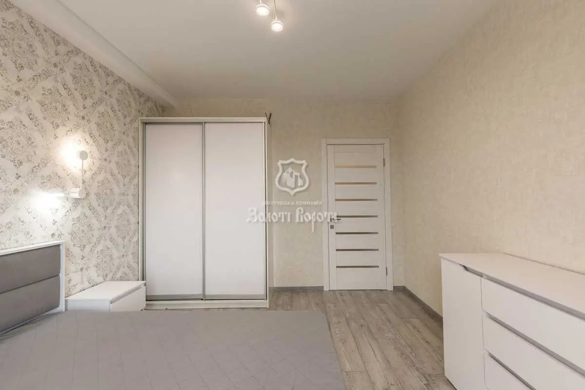 Фото Продаю 1 кімнатну квартиру, 41.1 кв. м, Михайла Максимовича вул. (Онуфрія Трутенка)  Київ, ціна: 78000 USD, код 7656