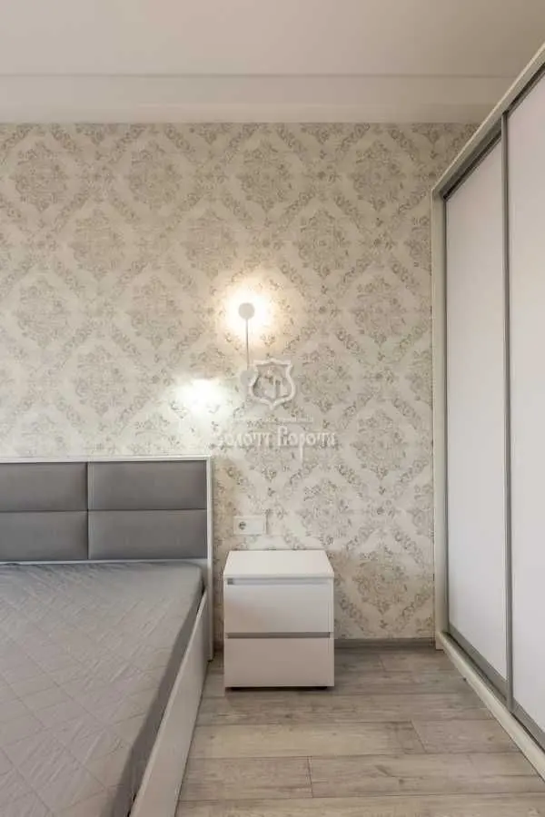 Фото Продаю 1 кімнатну квартиру, 41.1 кв. м, Михайла Максимовича вул. (Онуфрія Трутенка)  Київ, ціна: 78000 USD, код 7656