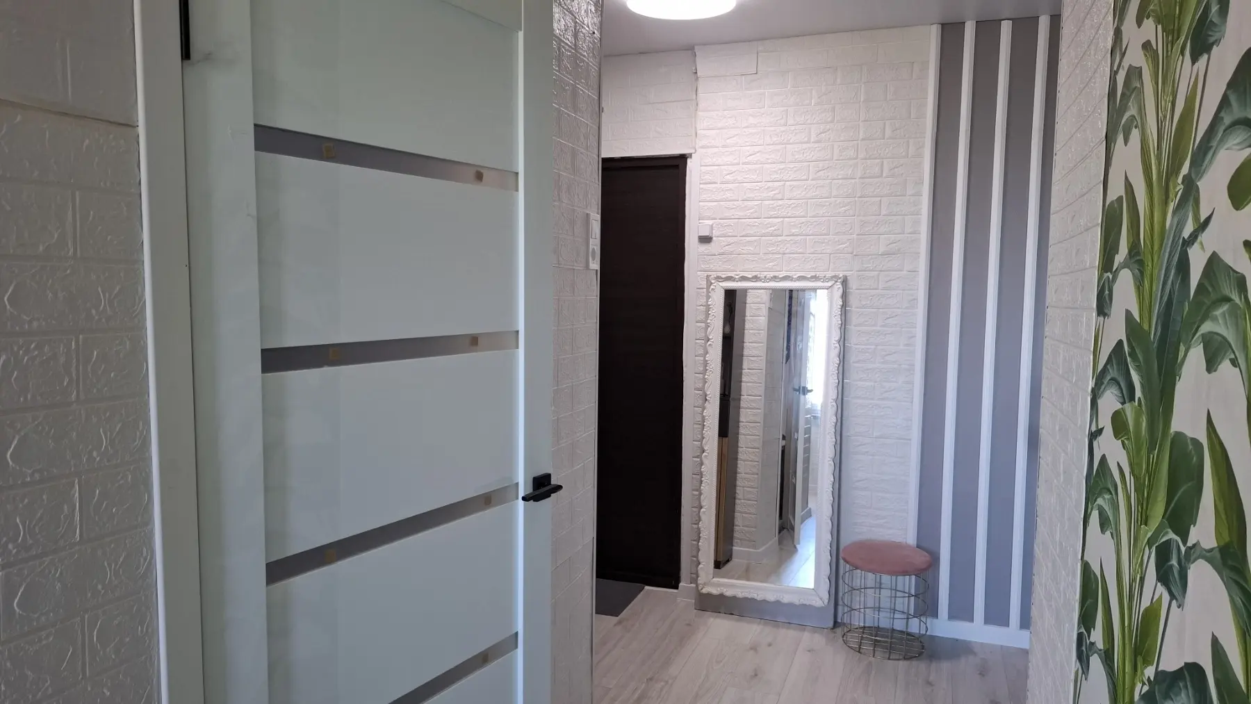 Фото Selling a 1-room apartment, 33 sq.m., Saltivske Highway 240в Kharkiv, price: 29000 $, code 7658