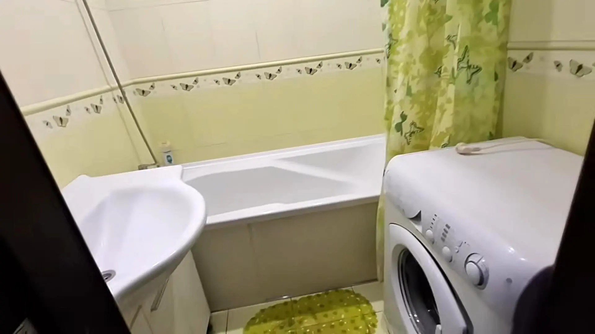 Фото Selling a 2-room apartment, 51 sq.m., Vladyslava Zubenka street 21 Kharkiv, price: 45000 $, code 7659