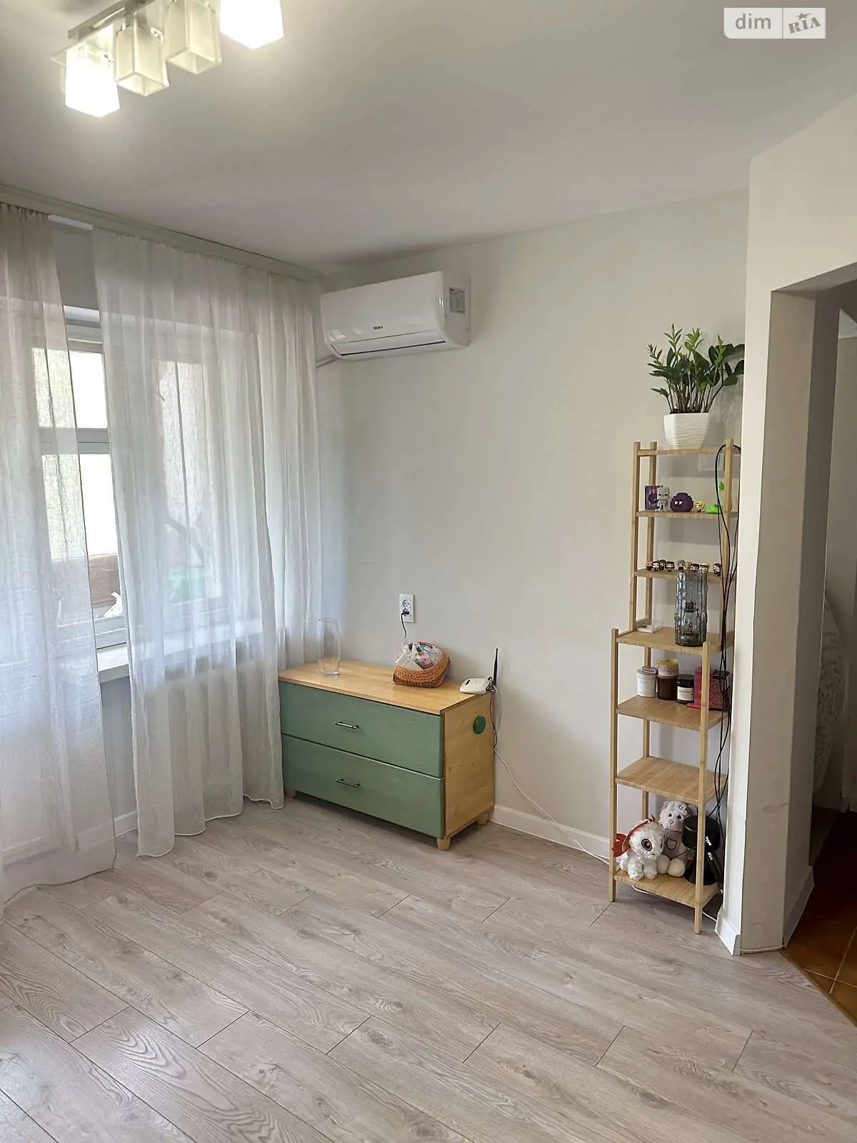 Фото Продаю 1 кімнатну квартиру, 30.5 кв. м, Тампере вул. 8а Київ, ціна: 48000 $, код 4597