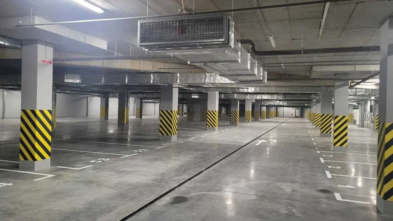 Фото Продаю 1 кімнатну квартиру, 53 кв. м, Михайла Максимовича вул. (Онуфрія Трутенка)  Київ, ціна: 125000 USD, код 7670