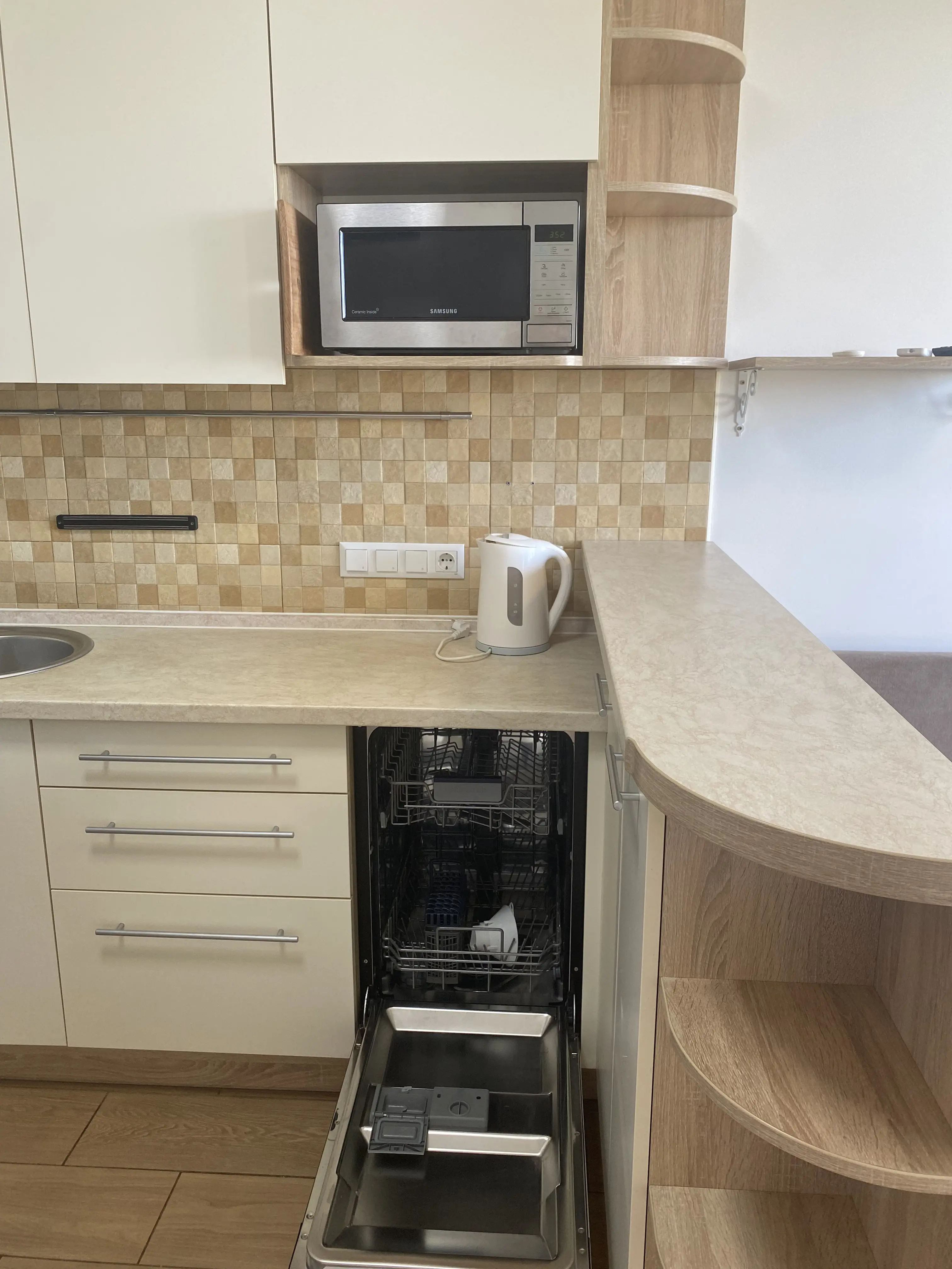 Фото Rent a 1-room apartment, Mykhaila Dontsia Street 2а Kyiv for long-term rent, price: 20000 UAH, code 7673
