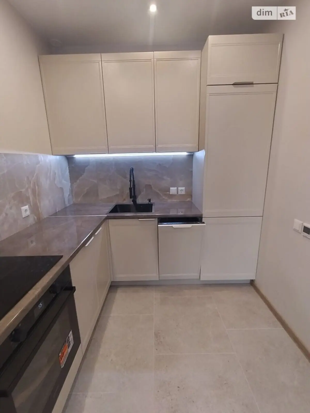 Фото Продаю 1 кімнатну квартиру, 43 кв. м, Всеволода Змієнка вул.  Київ, ціна: 118000 $, код 7680