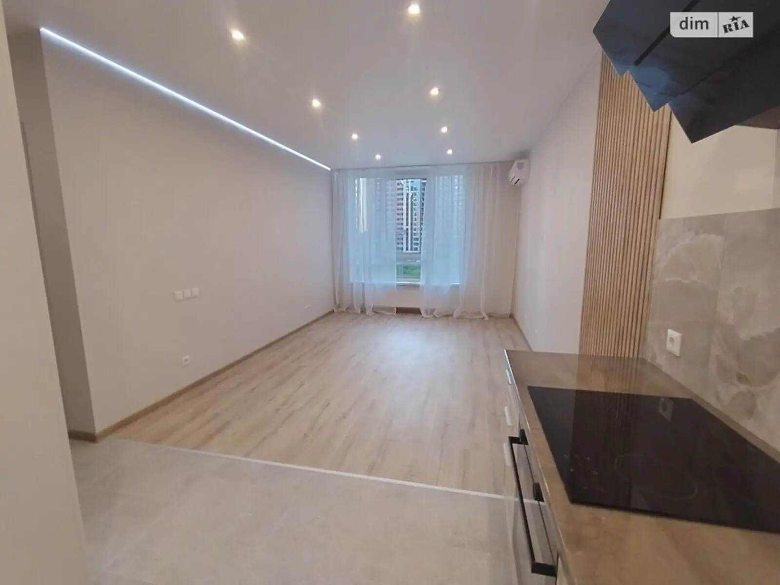 Фото Продаю 1 кімнатну квартиру, 43 кв. м, Всеволода Змієнка вул.  Київ, ціна: 118000 $, код 7680