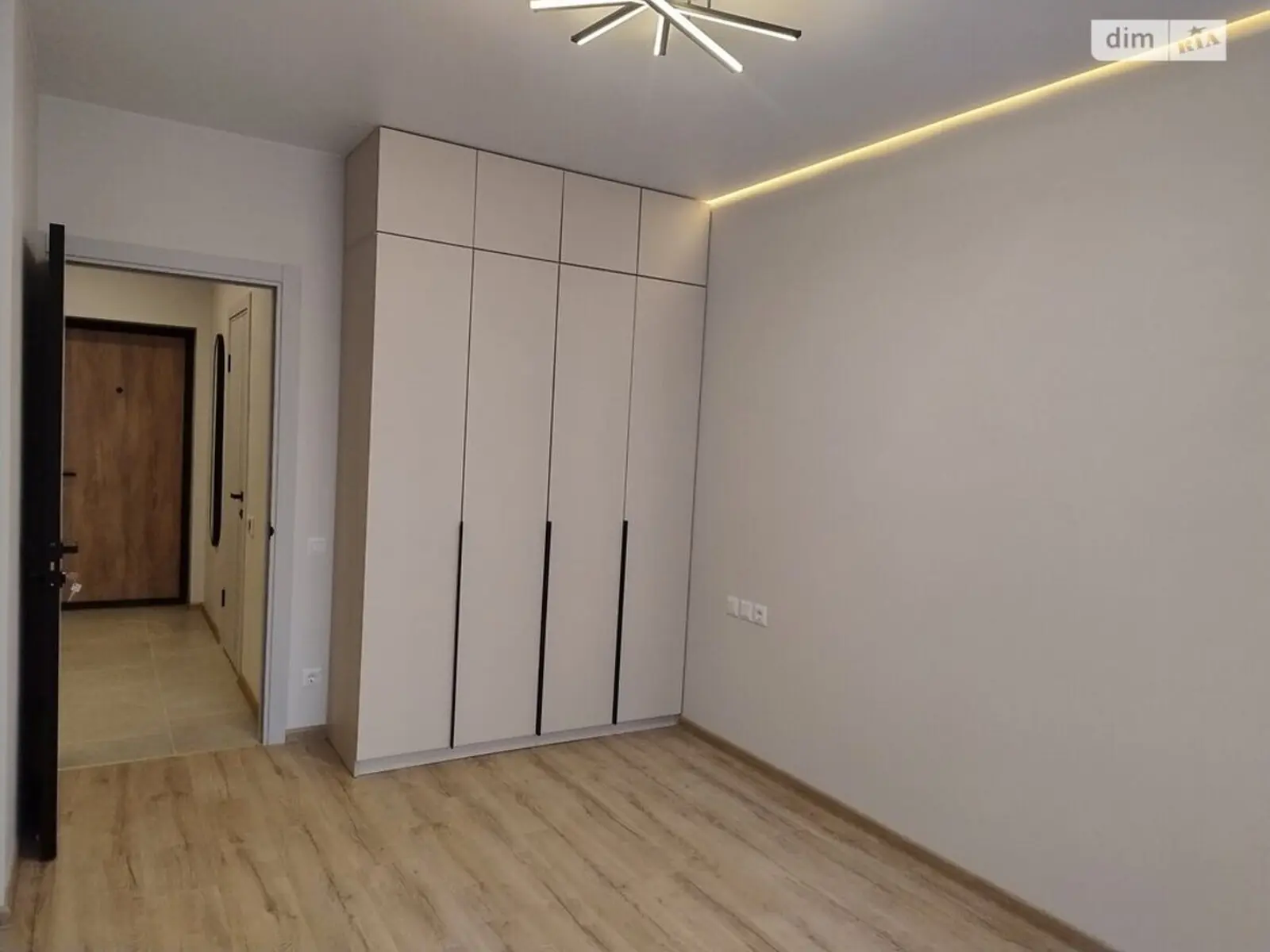 Фото Продаю 1 кімнатну квартиру, 43 кв. м, Всеволода Змієнка вул.  Київ, ціна: 118000 $, код 7680