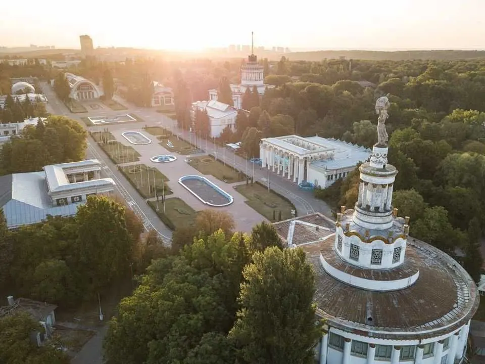 Фото Арендовать офис, Михаила Максимовича ул. (Онуфрия Трутенко)  Киев в долгосрочную аренду, цена: 9000 UAH, код 7687