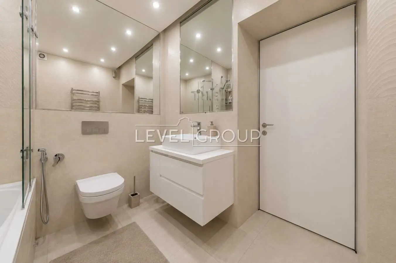 Фото Продаю 4 кімнатну квартиру, 182.5 кв. м, Дмитрівська вул. 45 Київ, ціна: 320000 USD, код 7695