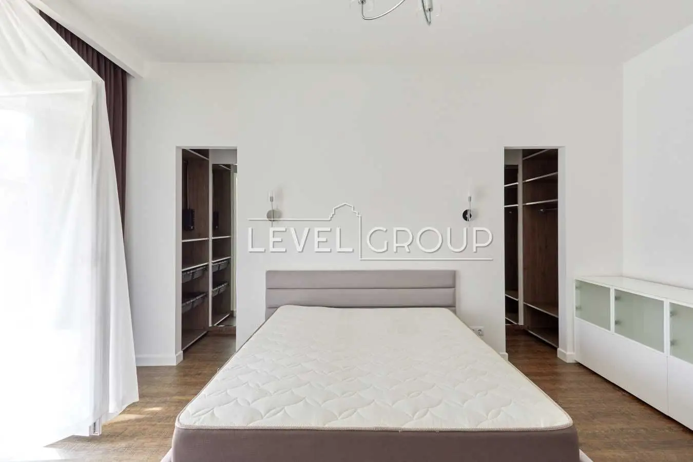 Фото Продаю дом, 275 кв. м, Михайловка-Рубежовка, цена: 360000 USD, код 7698