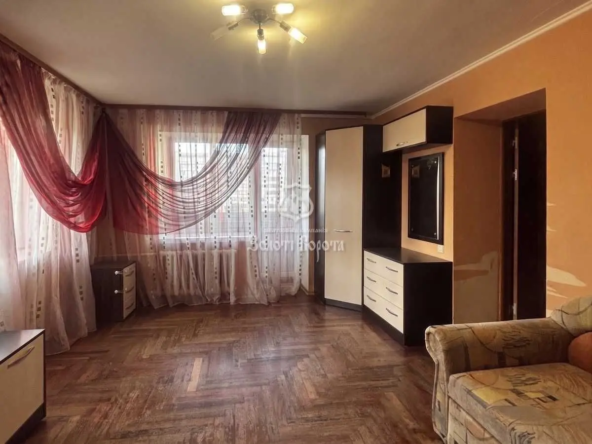 Фото Selling a 2-room apartment, 56 sq.m., Heroiv Dnipra Street 34б Kyiv, price: 85000 USD, code 7705