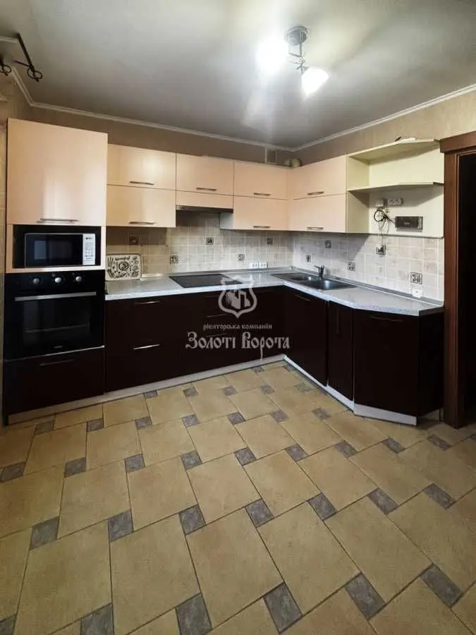 Фото Selling a 2-room apartment, 56 sq.m., Heroiv Dnipra Street 34б Kyiv, price: 85000 USD, code 7705