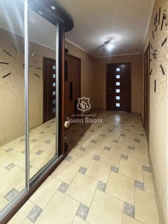 Фото Selling a 2-room apartment, 56 sq.m., Heroiv Dnipra Street 34б Kyiv, price: 85000 USD, code 7705