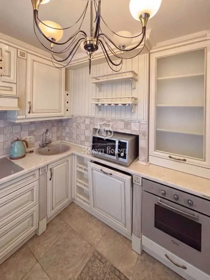 Фото Selling a 3-room apartment, 61.8 sq.m., Heroiv Stalinhrada Avenue 13 Kyiv, price: 105000 USD, code 7707