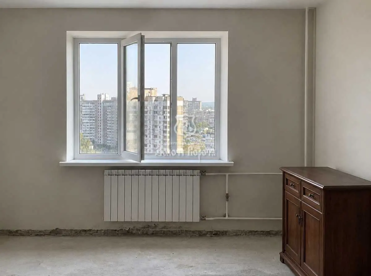 Фото Selling a 2-room apartment, 55 sq.m., Radunska Street 36 Kyiv, price: 70000 USD, code 7708