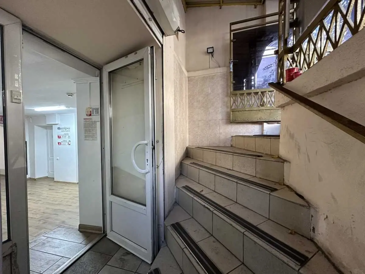 Фото Арендовать офис, Ивана Мазепы ул. (Январского Восстания) 14 Киев в долгосрочную аренду, цена: 40000 UAH, код 7715
