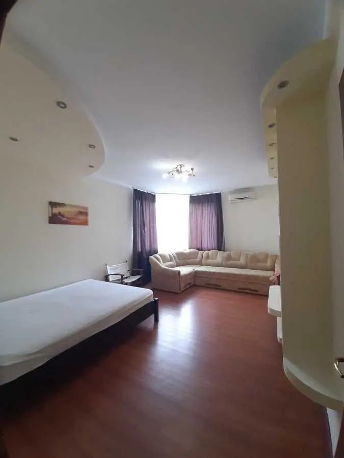 Фото Продаю 1 кімнатну квартиру, 52 кв. м, Бориса Гмирі вул. 6 Київ, ціна: 81000 USD, код 7722