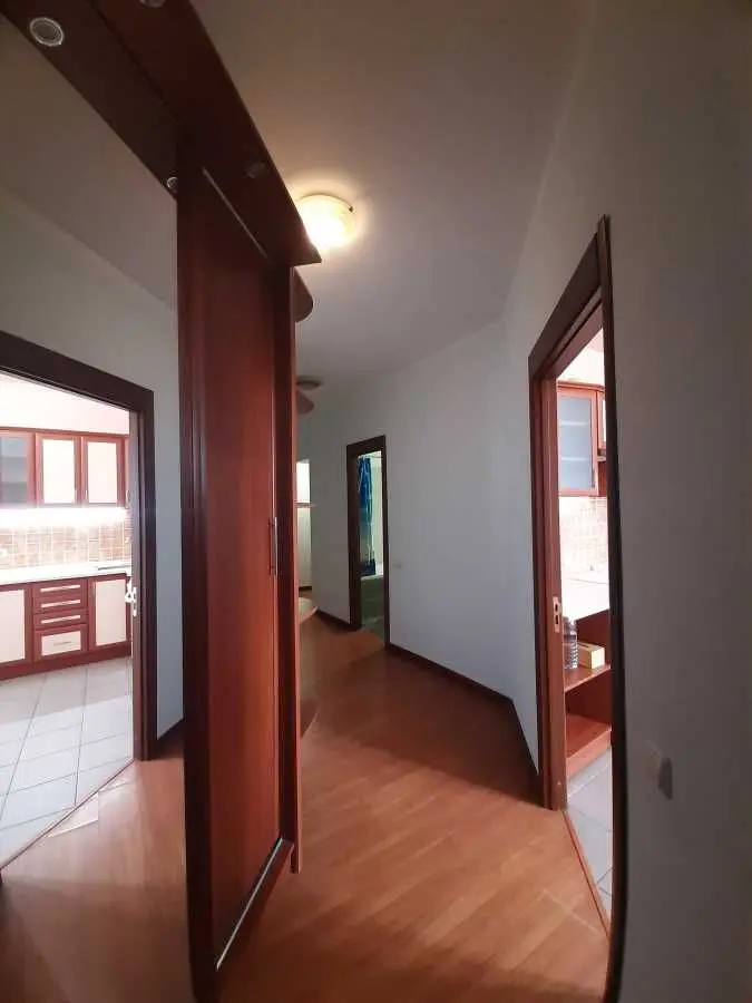 Фото Продаю 1 кімнатну квартиру, 52 кв. м, Бориса Гмирі вул. 6 Київ, ціна: 81000 USD, код 7722