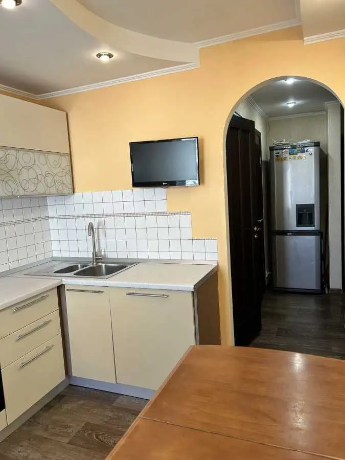 Фото Продаю 2 кімнатну квартиру, 53 кв. м, Марії Лагунової вул. 10 Бровари, ціна: 62500 USD, код 7723