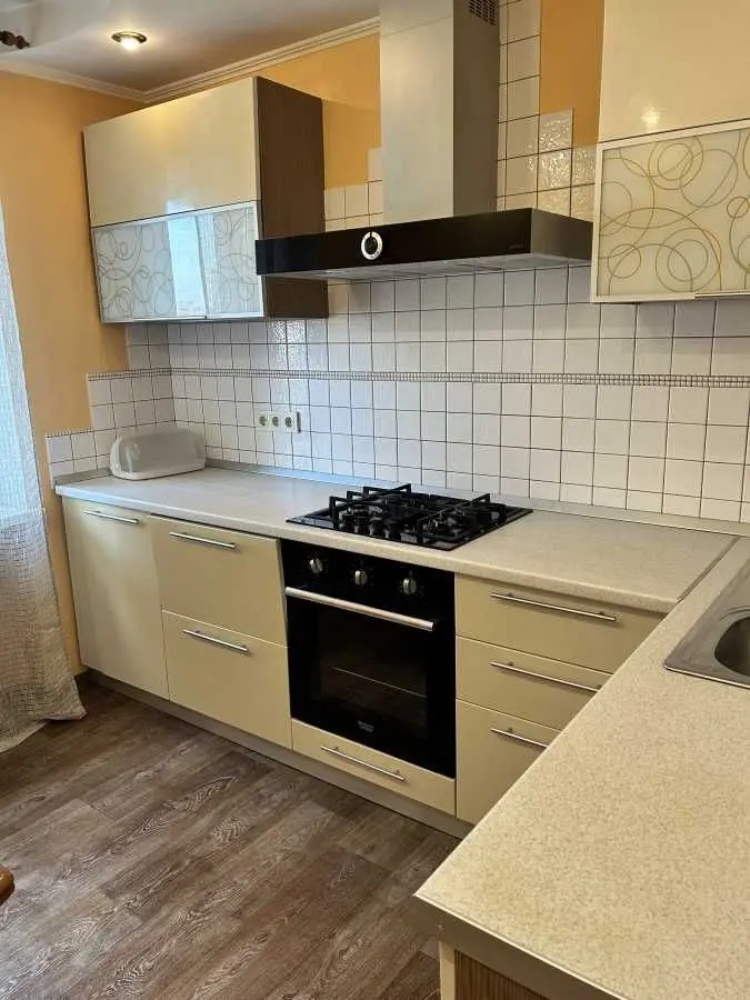 Фото Продаю 2 кімнатну квартиру, 53 кв. м, Марії Лагунової вул. 10 Бровари, ціна: 62500 USD, код 7723