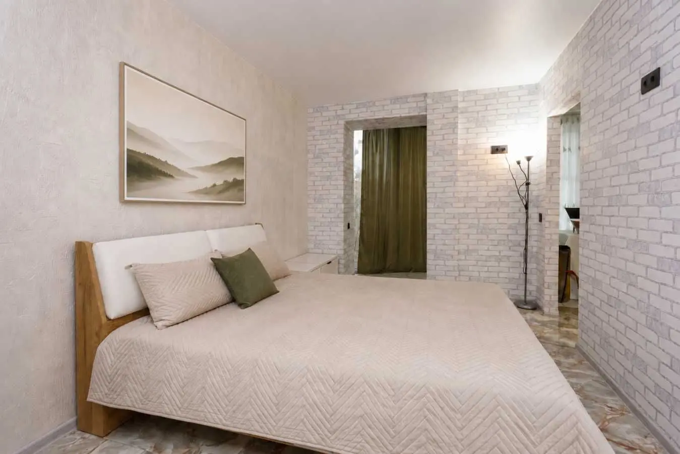 Фото Selling a 2-room apartment, 45 sq.m., Bulvarno-Kudriavska Street (Vorovskoho Street) 39/11 Kyiv, price: 115000 USD, code 7729