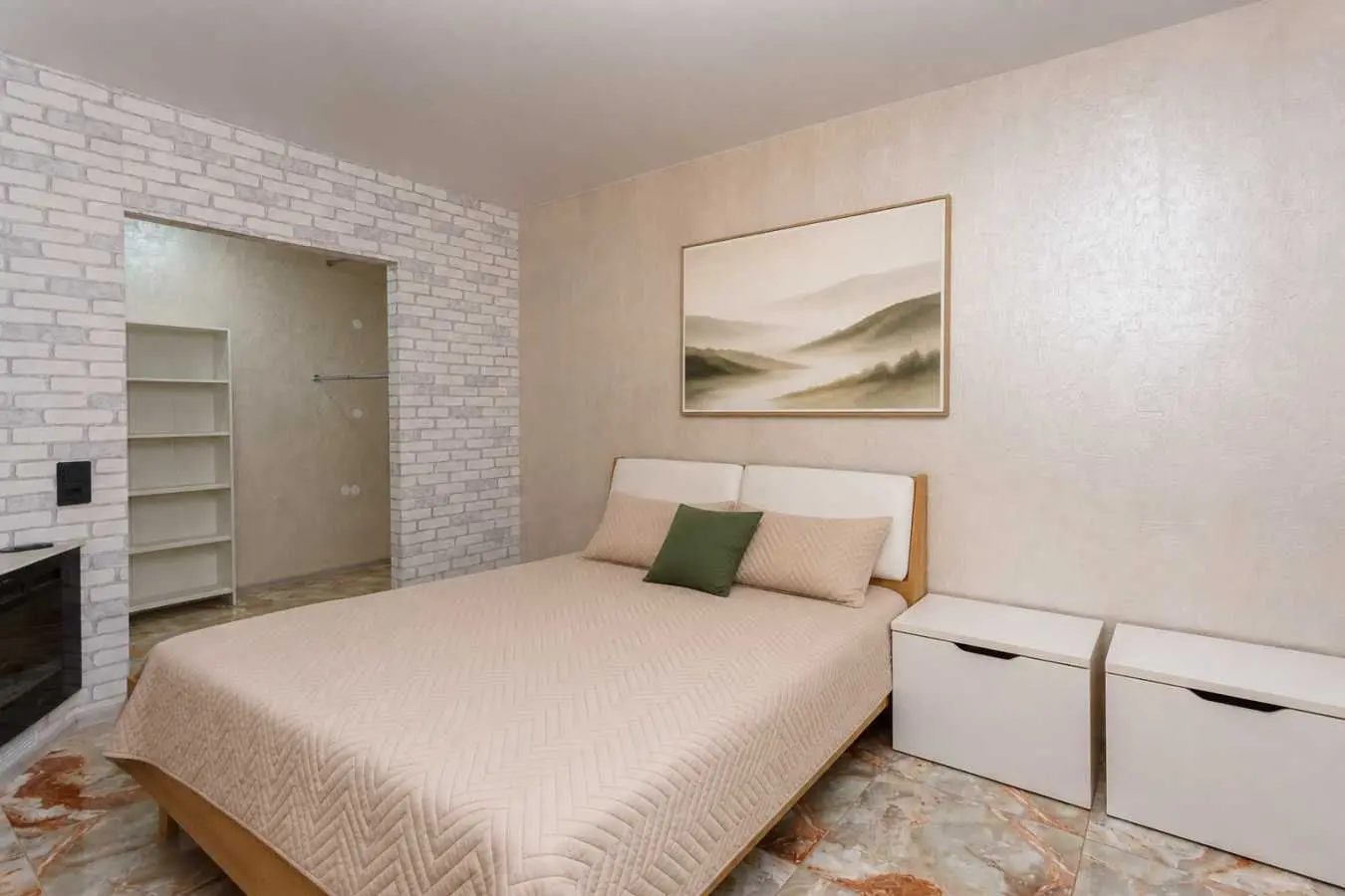 Фото Selling a 2-room apartment, 45 sq.m., Bulvarno-Kudriavska Street (Vorovskoho Street) 39/11 Kyiv, price: 115000 USD, code 7729