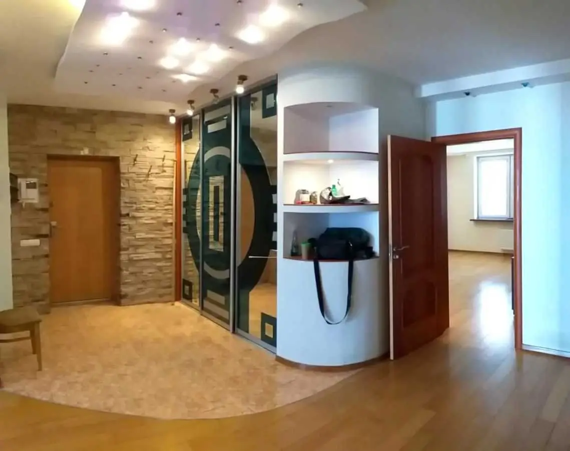 Фото Selling a 3-room apartment, 125 sq.m., Raisy Okipnoi Street 4 Kyiv, price: 174900 USD, code 7732