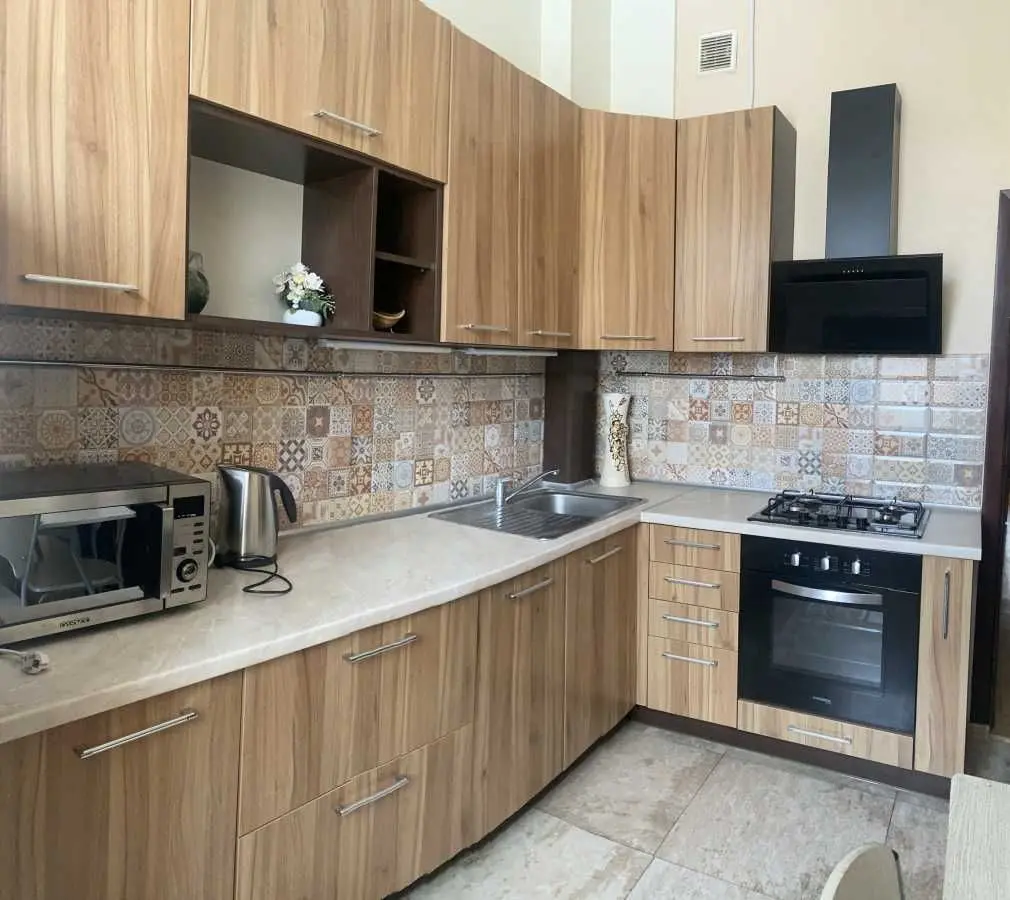 Фото Rent a 2-room apartment, Velyka Vasylkivska Street 52 Kyiv for long-term rent, price: 25000 UAH, code 7744