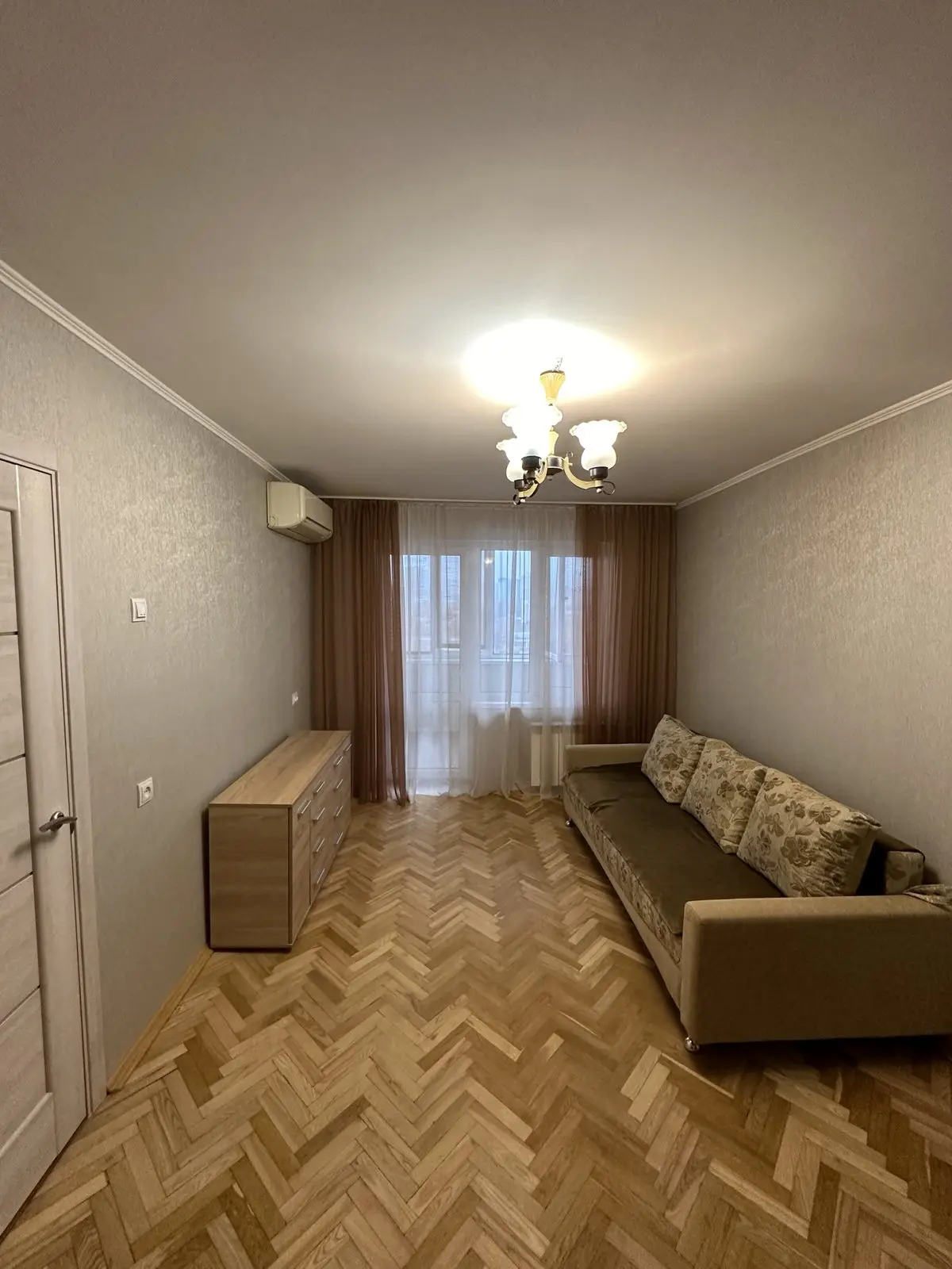 Фото Зняти 1 кімнатну квартиру, Березняківська вул. 26 Київ в довгострокову оренду, ціна: 14000 UAH, код 7765