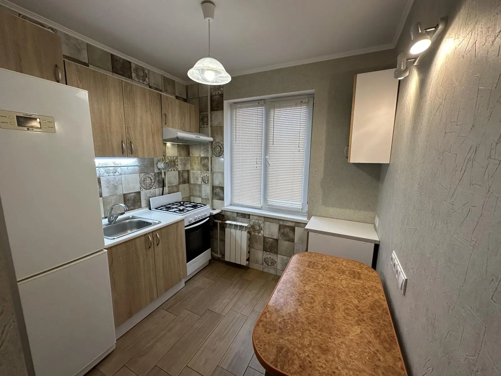 Фото Зняти 1 кімнатну квартиру, Березняківська вул. 26 Київ в довгострокову оренду, ціна: 14000 UAH, код 7765