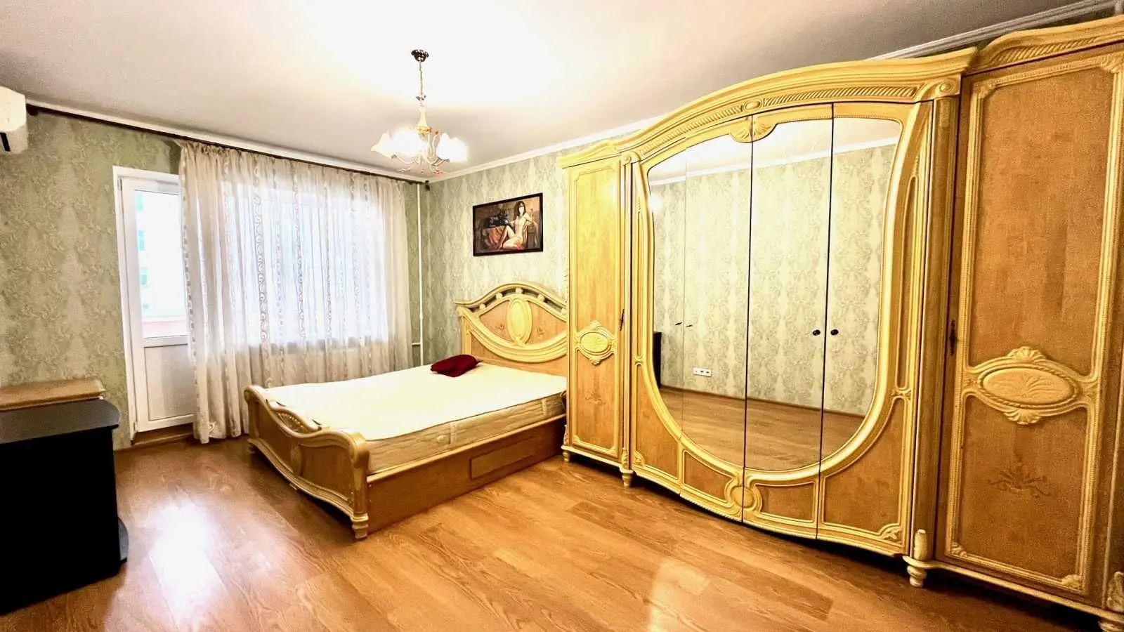 Фото Продаю 3-комнатную квартиру, 75 кв. м, Грушевского ул.  Бровары, цена: 75000 USD, код 7767