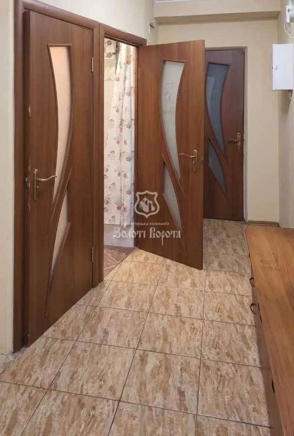 Фото Продаю 2 кімнатну квартиру, 45.5 кв. м, Волноваська вул. (Радищева)  Київ, ціна: 55000 USD, код 7768