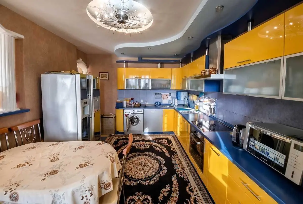Фото Продаю 3-комнатную квартиру, 105 кв. м, Анны Ахматовой ул. 47 Киев, цена: 205000 USD, код 7770