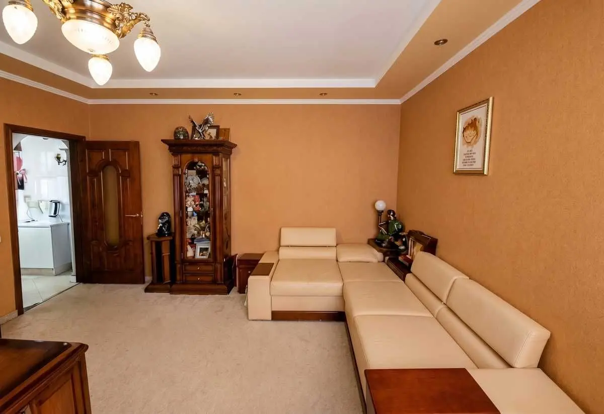 Фото Продаю 3-комнатную квартиру, 105 кв. м, Анны Ахматовой ул. 47 Киев, цена: 205000 USD, код 7770